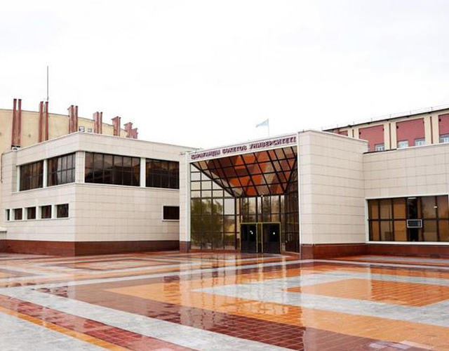 卡拉干达国立大学